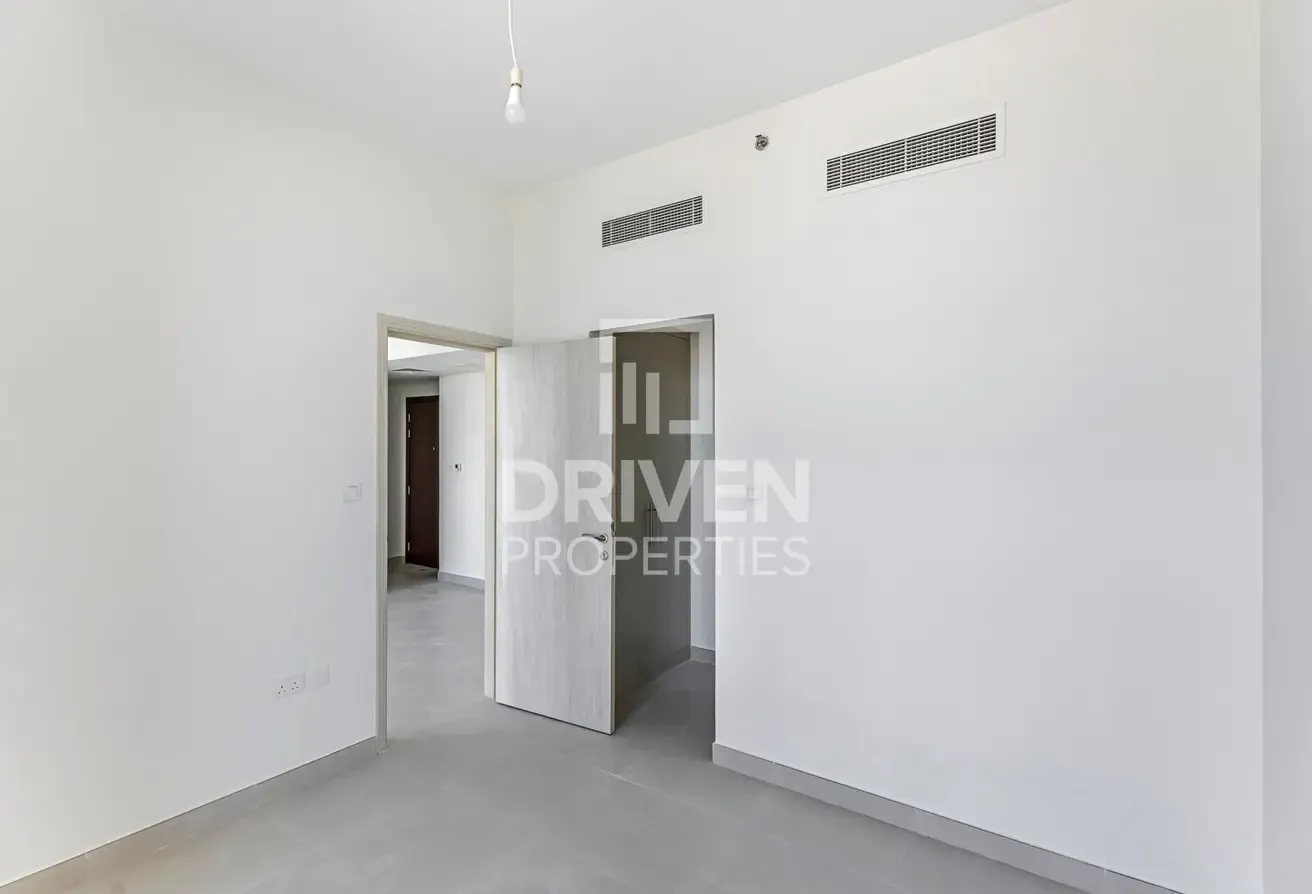 Brand New | Bright Unit | Ready to Move In