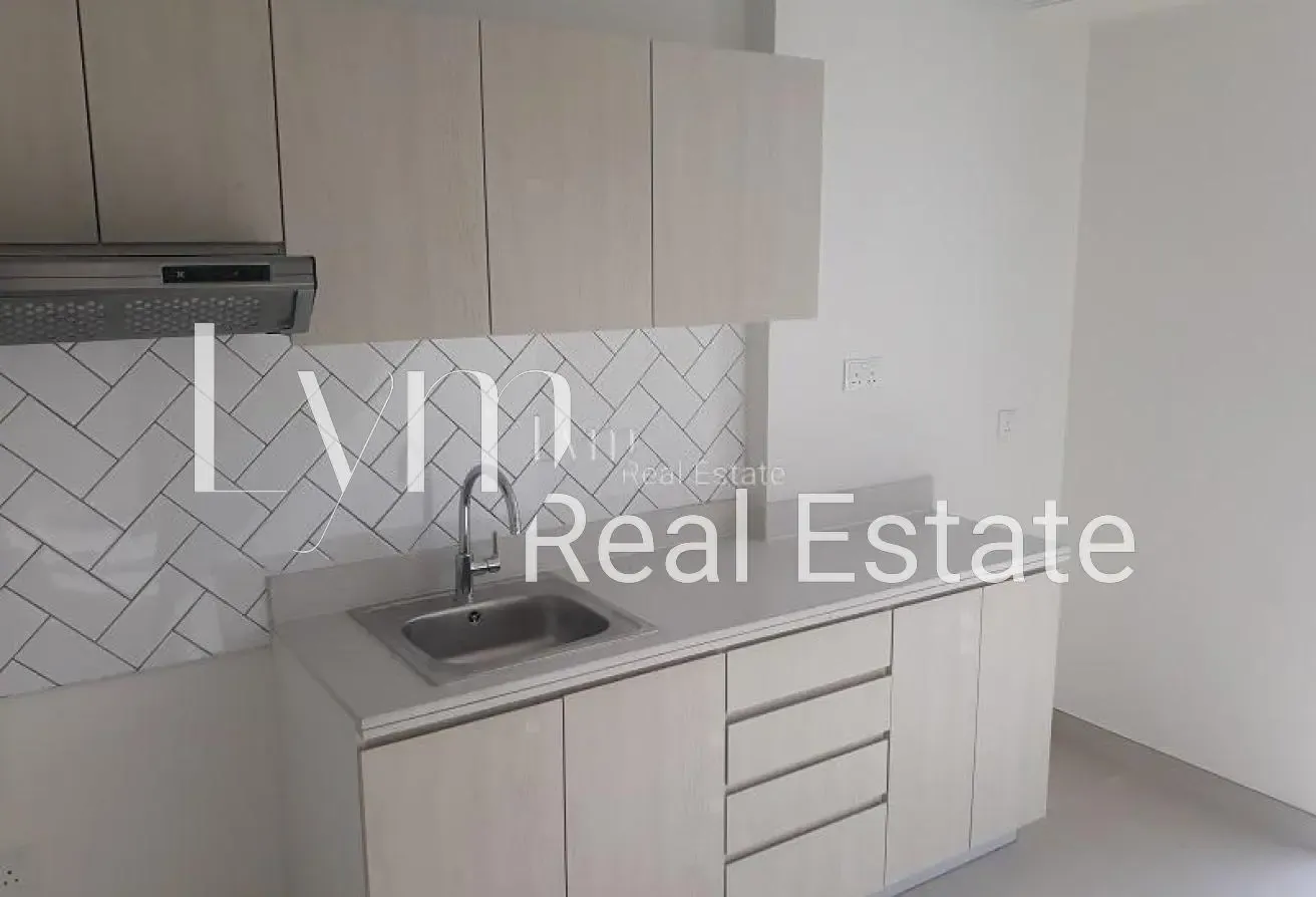 Spacious Home | One Bedroom | Afnan, Midtown