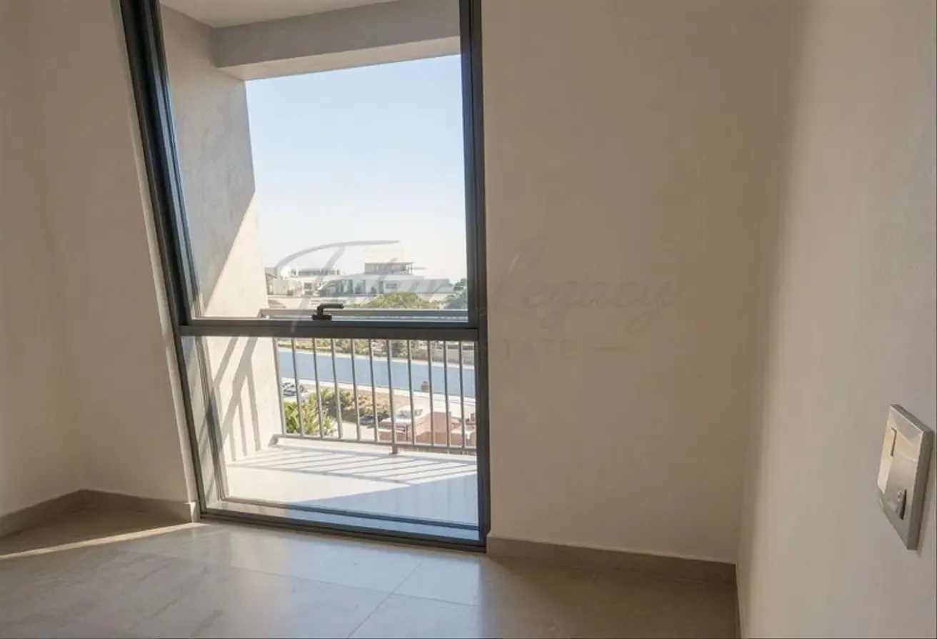 1 BEDROOM APARTMENT | UNFURNISHED | HIGH RETURNS