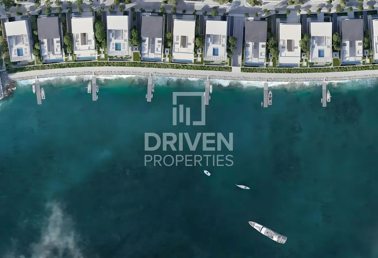 Modern and Spacious Layout | Genuine Resale at OP