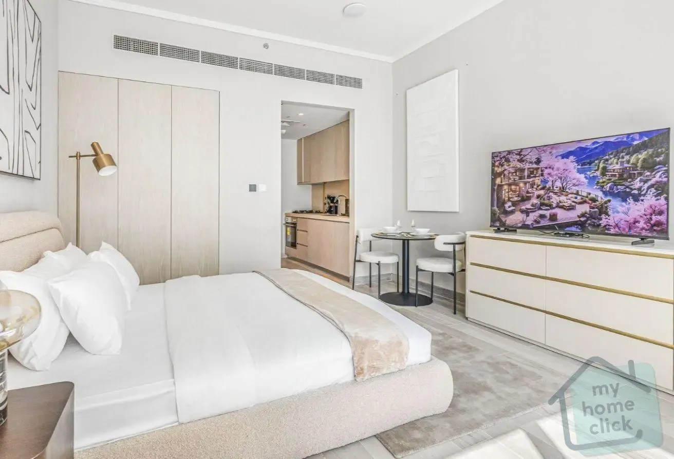 Ready | High ROI | Pool View| Close Circle Mall