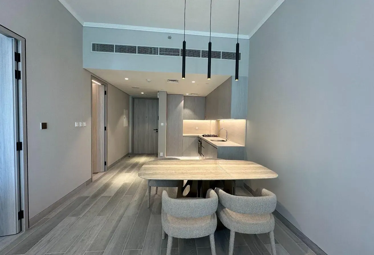 1BR Fully Furnished| Ready to Move| Near mall