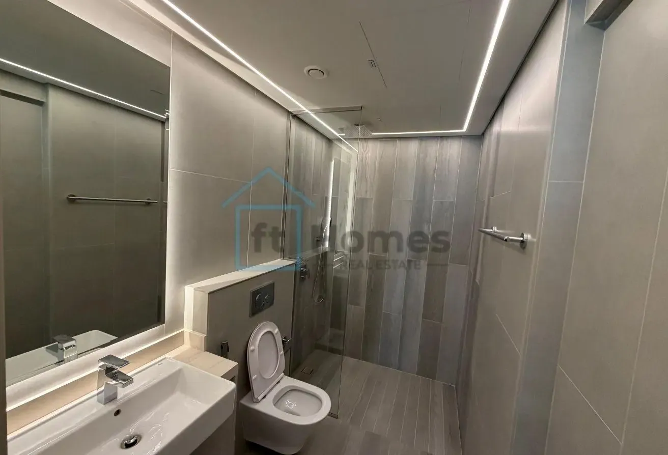 BRAND NEW I FURNISHED I PRIME LOCATION