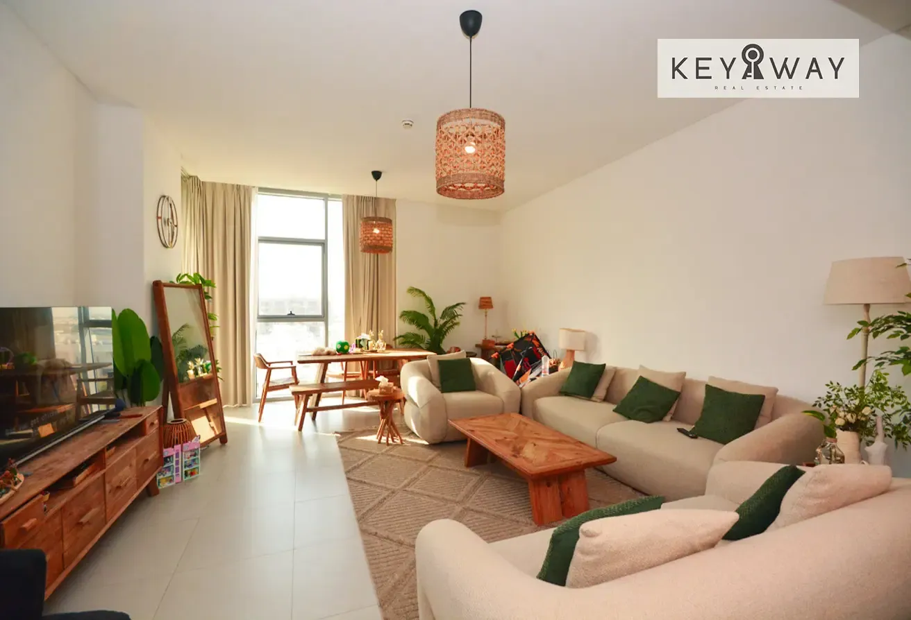 Well Maintain | 2-Bedroom Apartment | Vacant