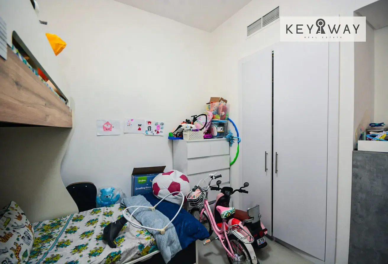 Well Maintain | 2-Bedroom Apartment | Vacant