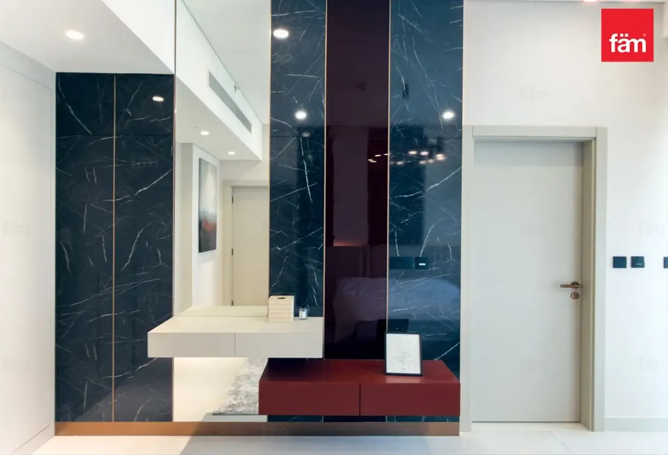 Modern Apartment With Spacious Layout