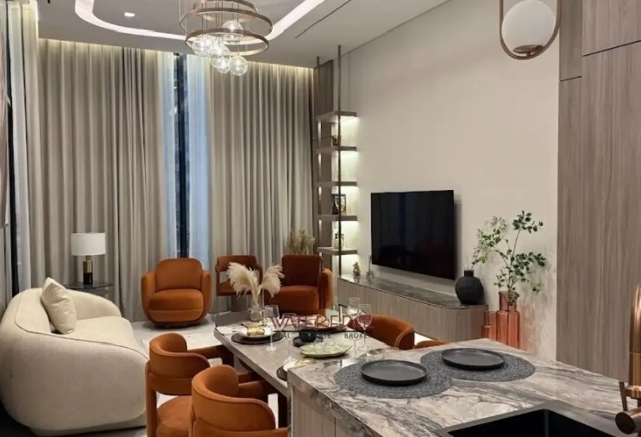 Furnished | Ready by Jan. | Next to Park and Metro
