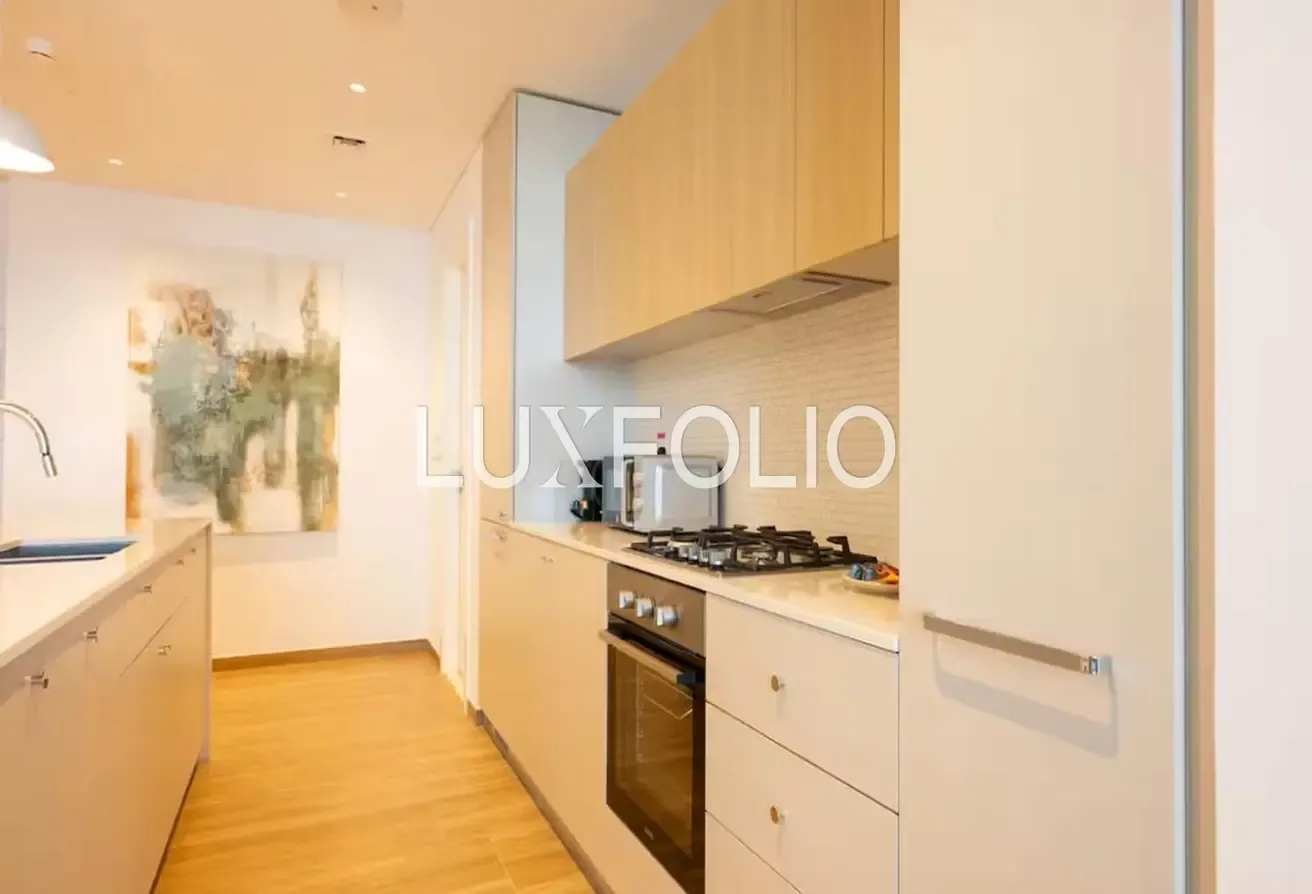 Large Layout | Furnished | Vacant