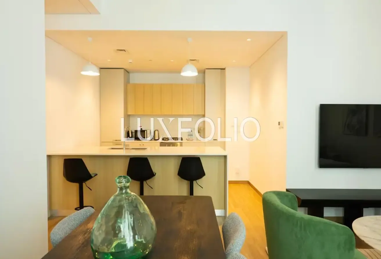 Open Layout | Park and Pool View | Ellington
