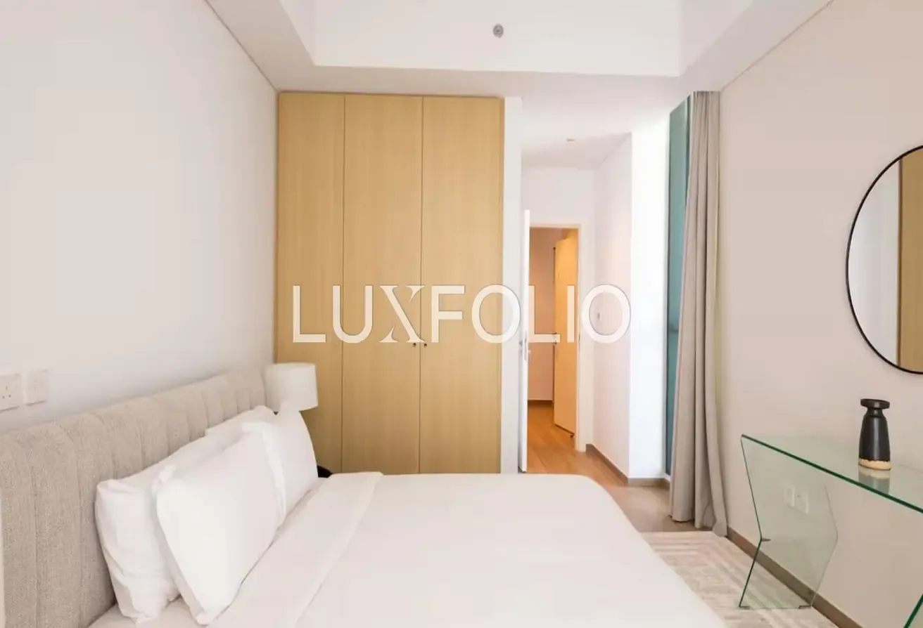 Open Layout | Park and Pool View | Ellington