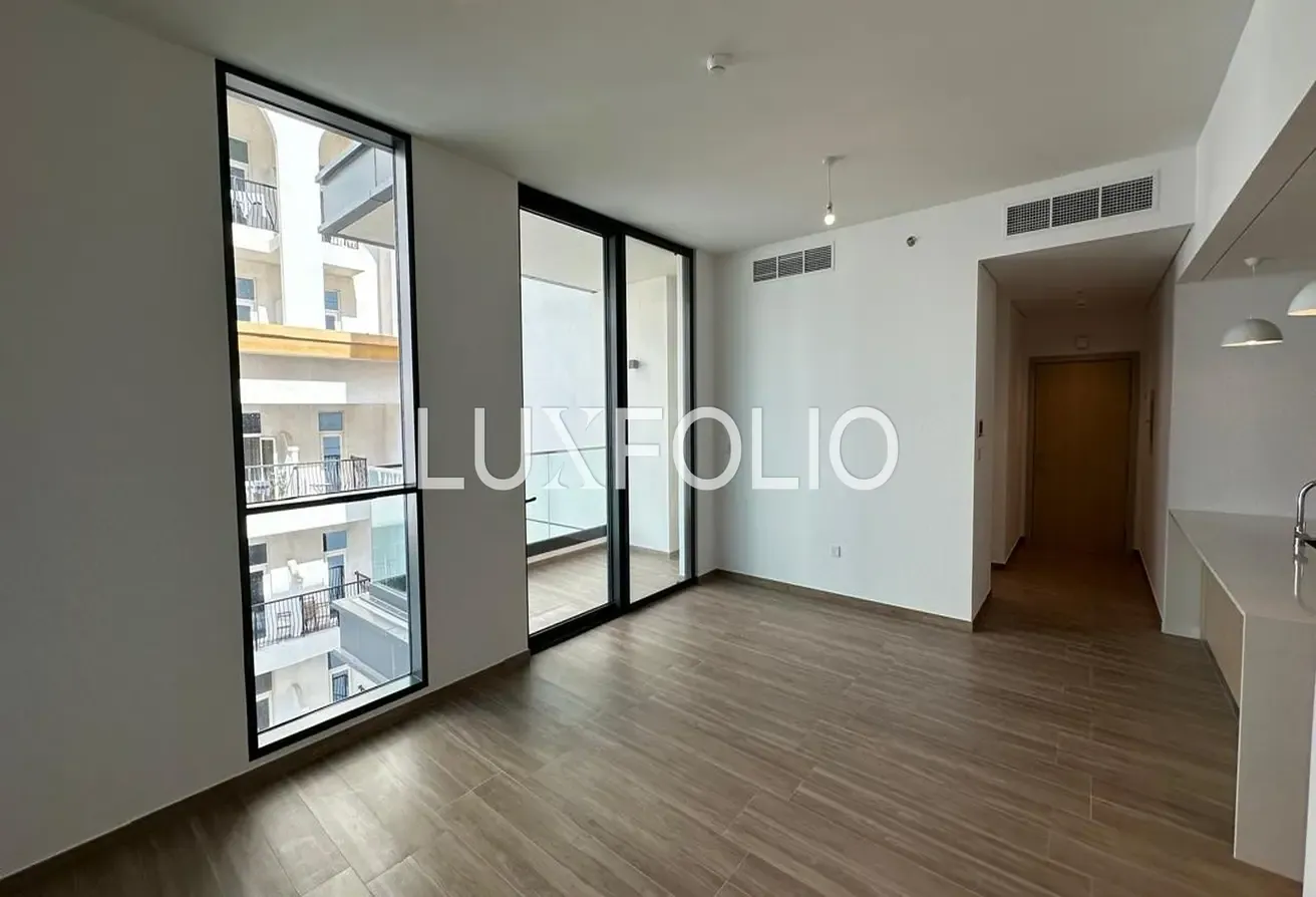 Open Layout | Park and Pool View | Ellington