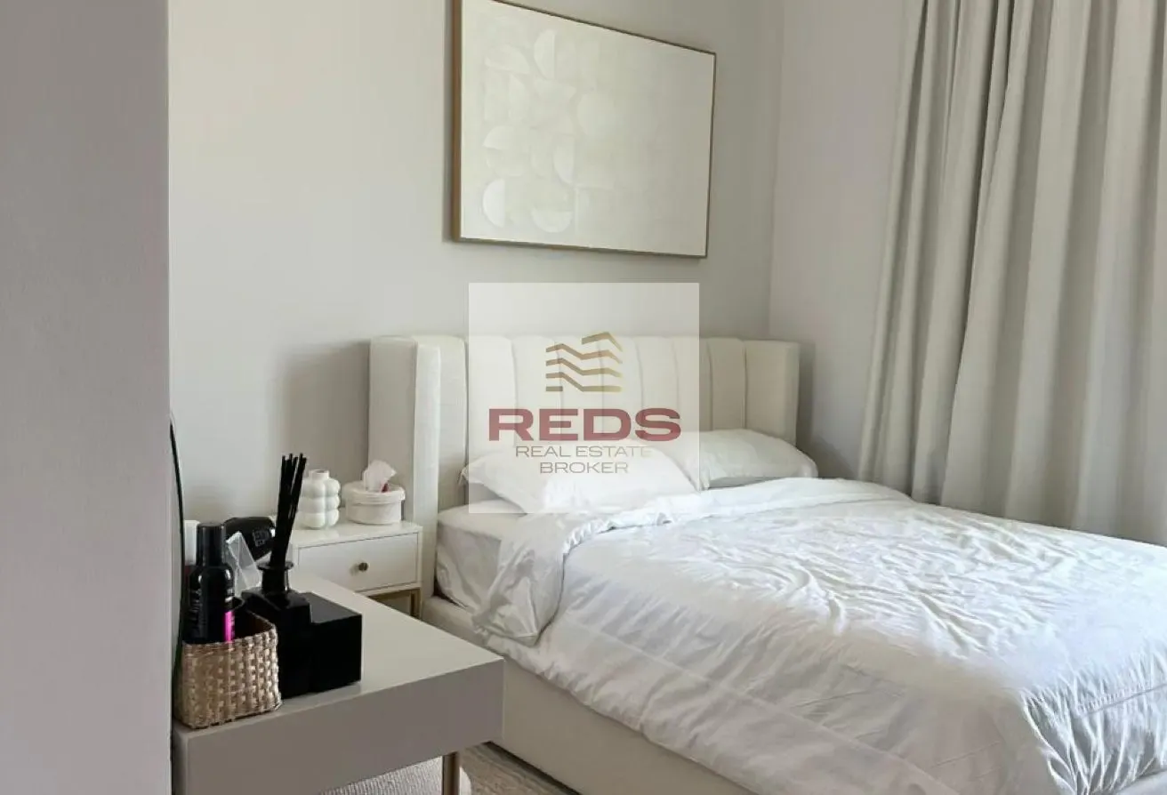 Investor Best Deal! Large Layout! Fully Furnished