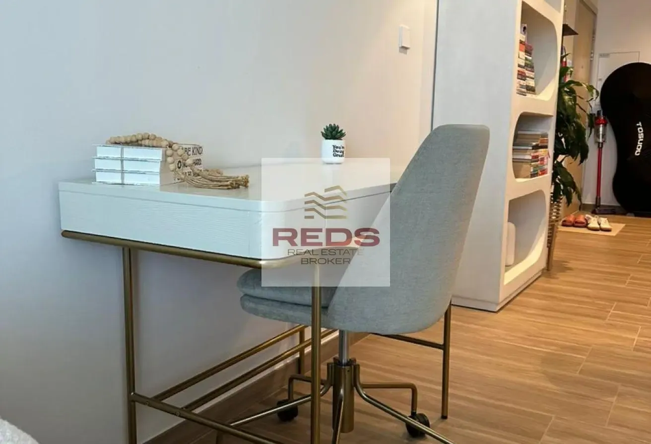 Investor Best Deal! Large Layout! Fully Furnished