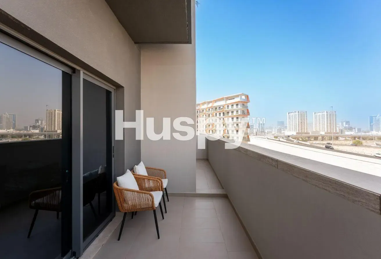 Vacant | Large Layout | Close to Amenities