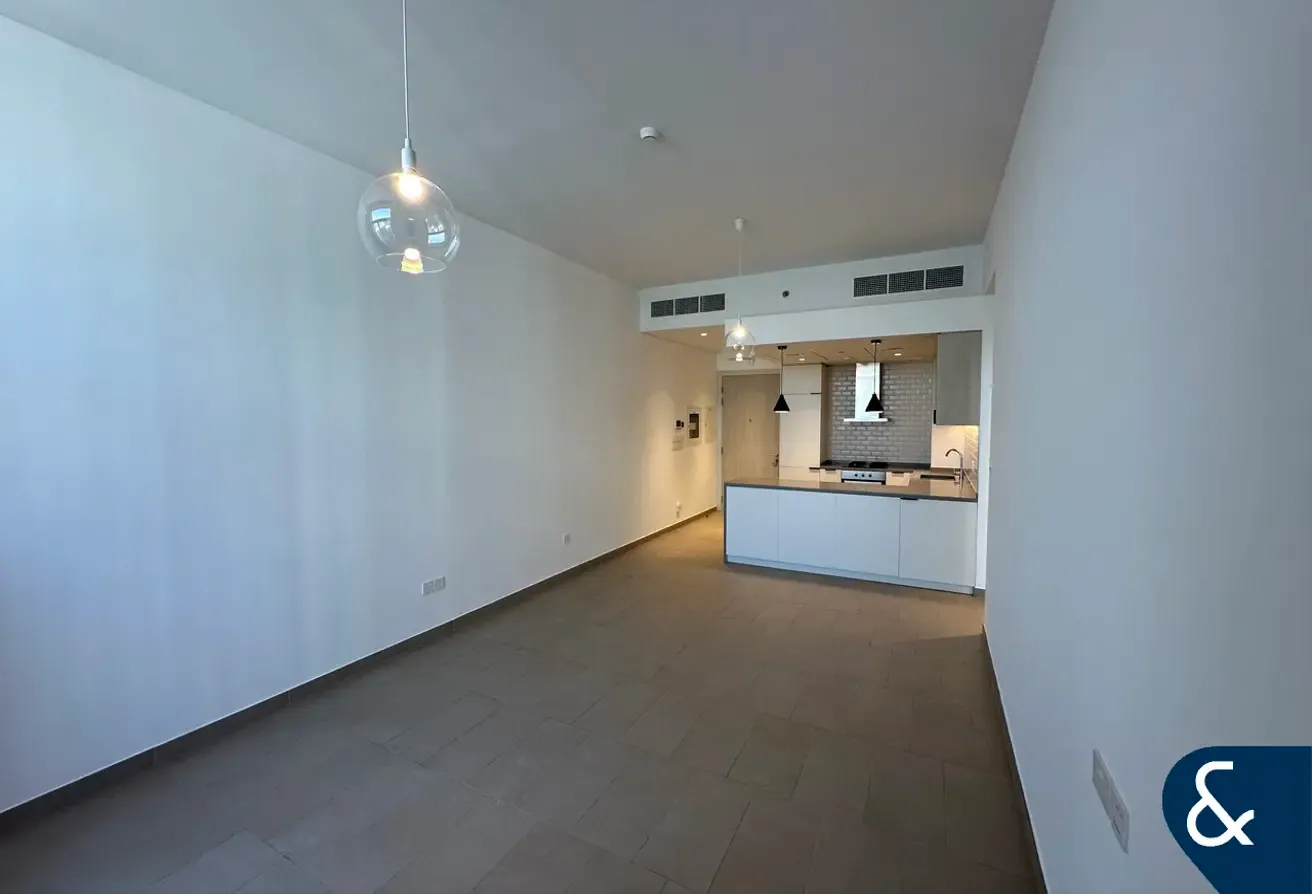 LARGE ONE BEDROOM | ELLINGTON | CALL TO VIEW