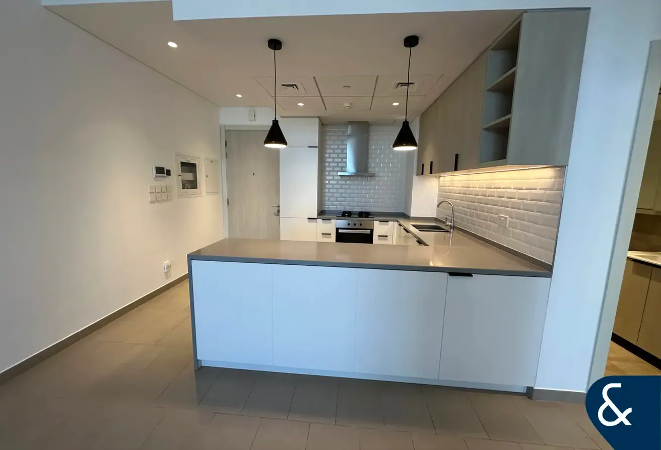 LARGE ONE BEDROOM | ELLINGTON | CALL TO VIEW