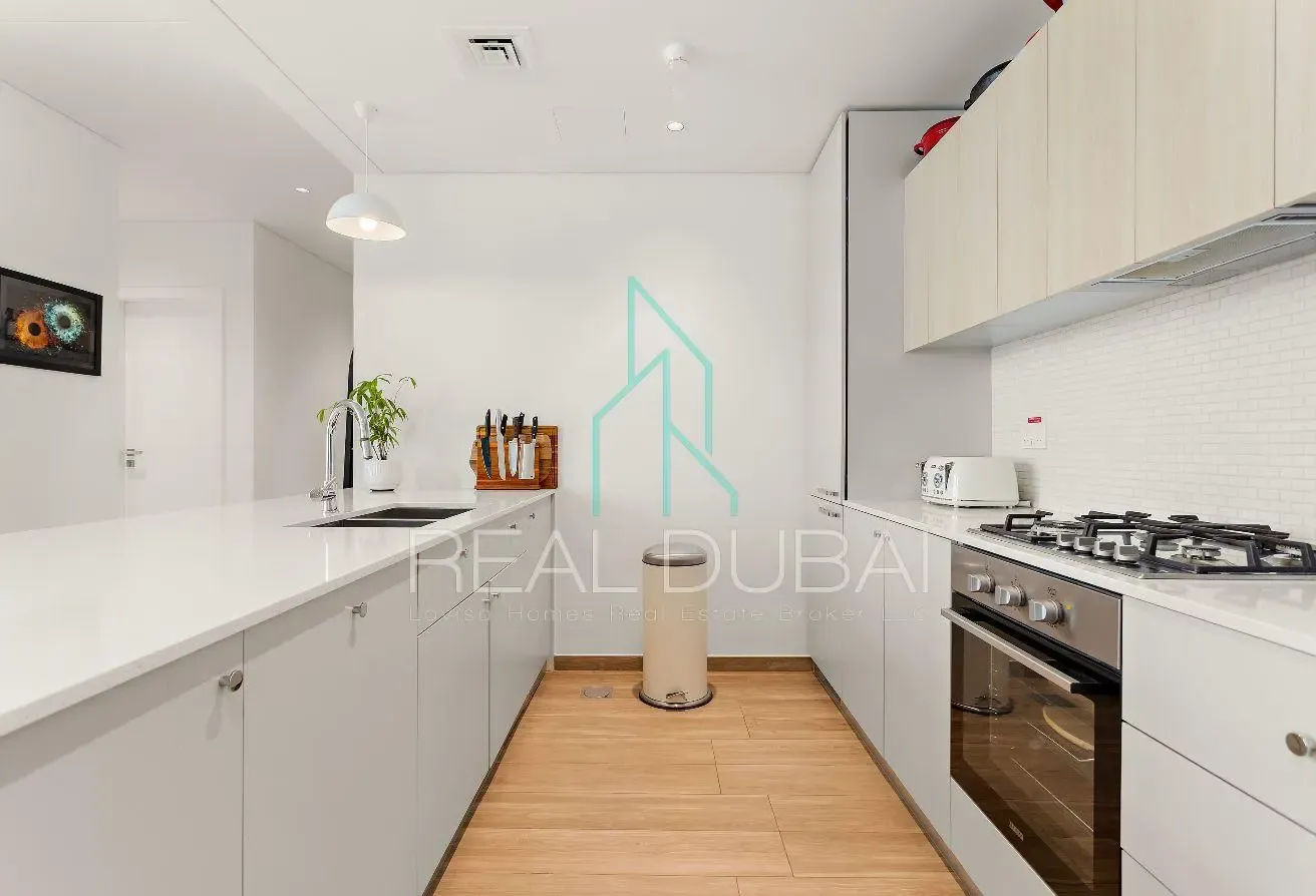 Top Floor | Largest Layout | Skyline Views