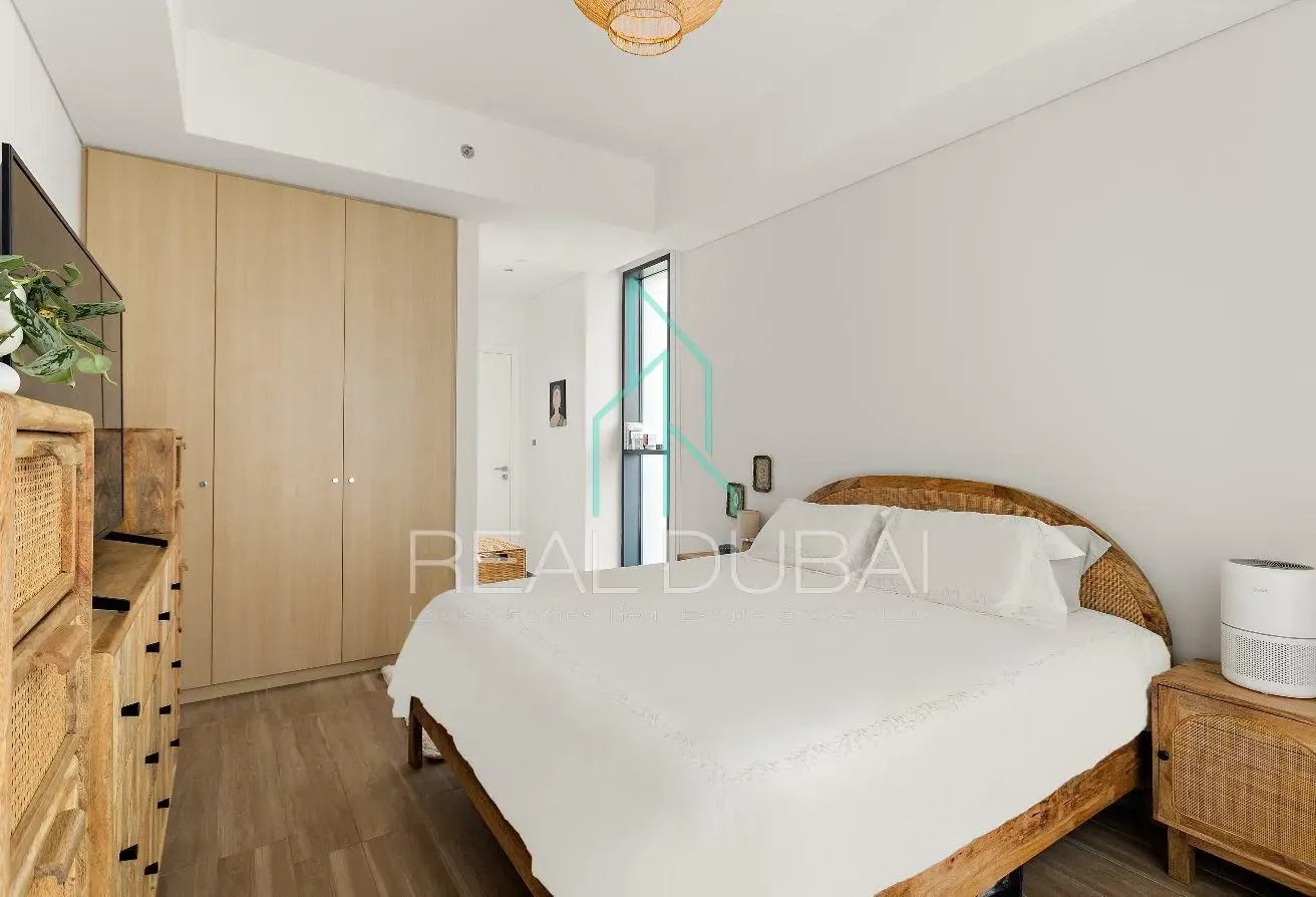 Top Floor | Largest Layout | Skyline Views