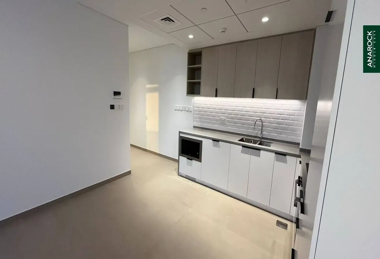 Park View | High Floor | Tenanted