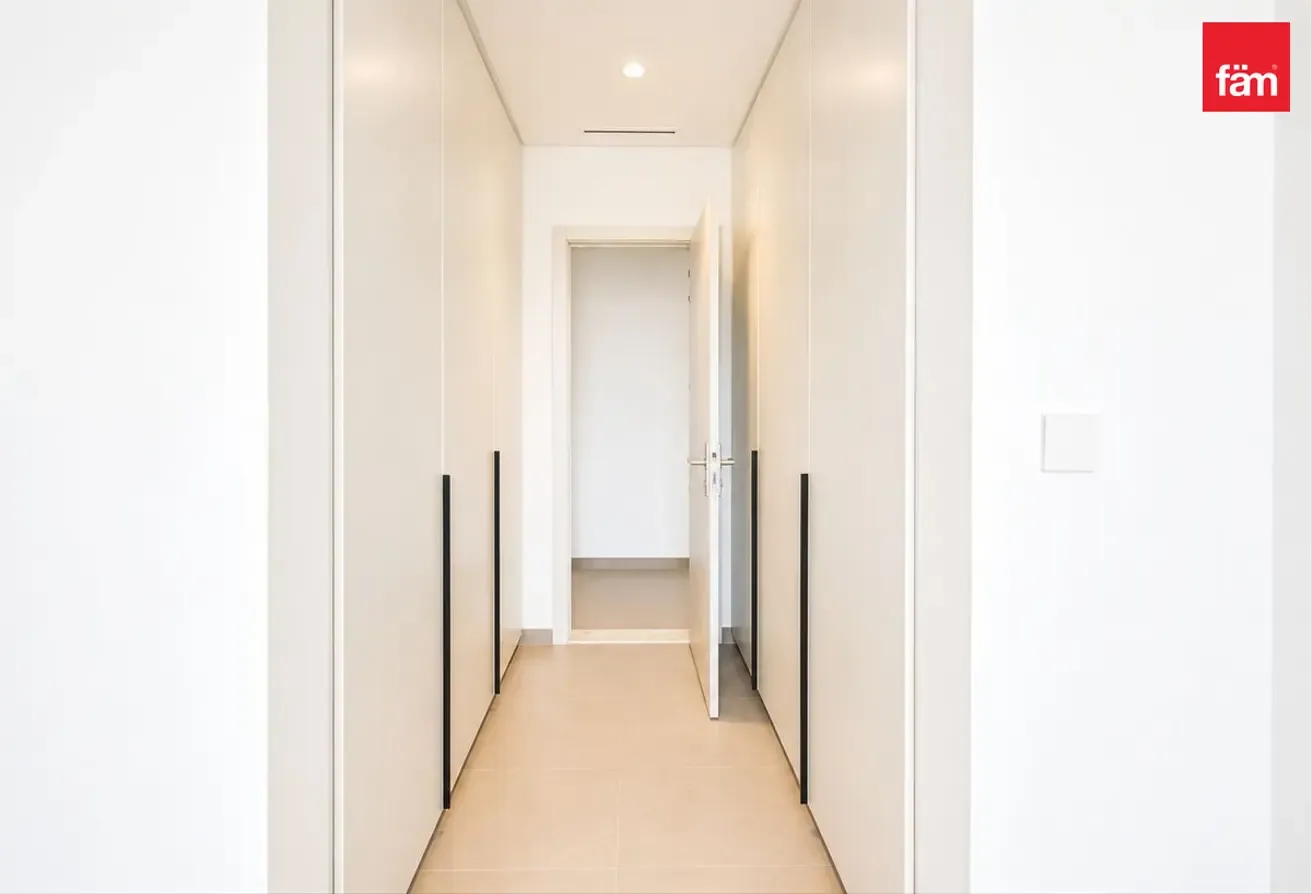 Fully Open Park View | High Floor | Ellington