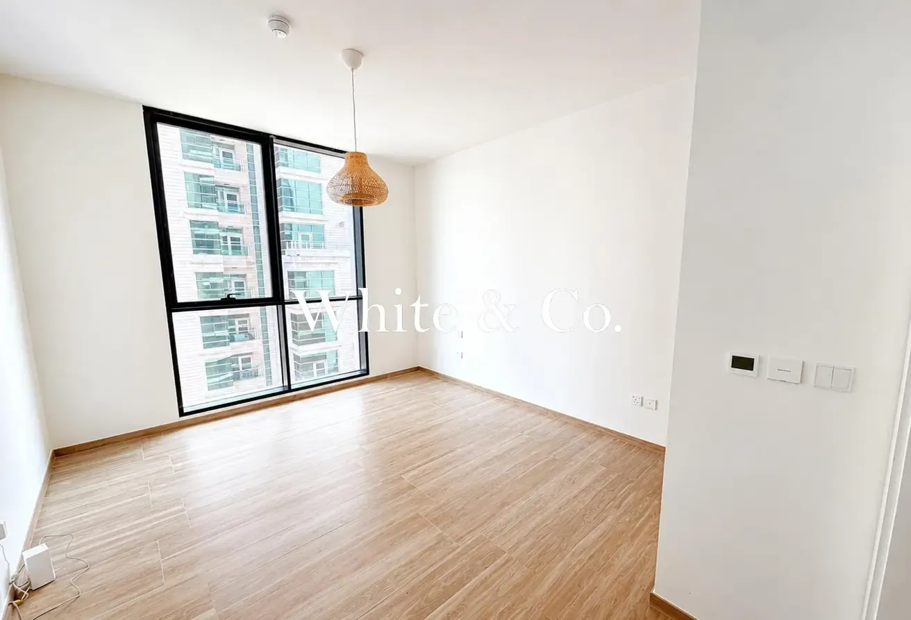 Ellington     | Vacant   | Unfurnished