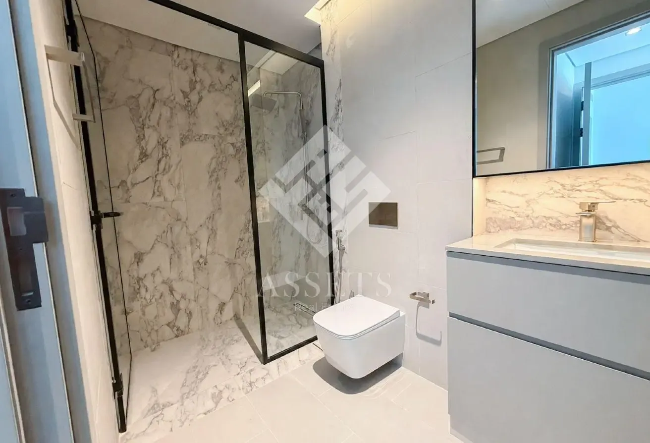 Luxury 1BR Apartment | SLS View | Mid-Floor