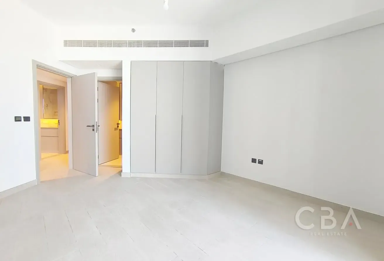Creek Open View | High Floor | Multiple Options