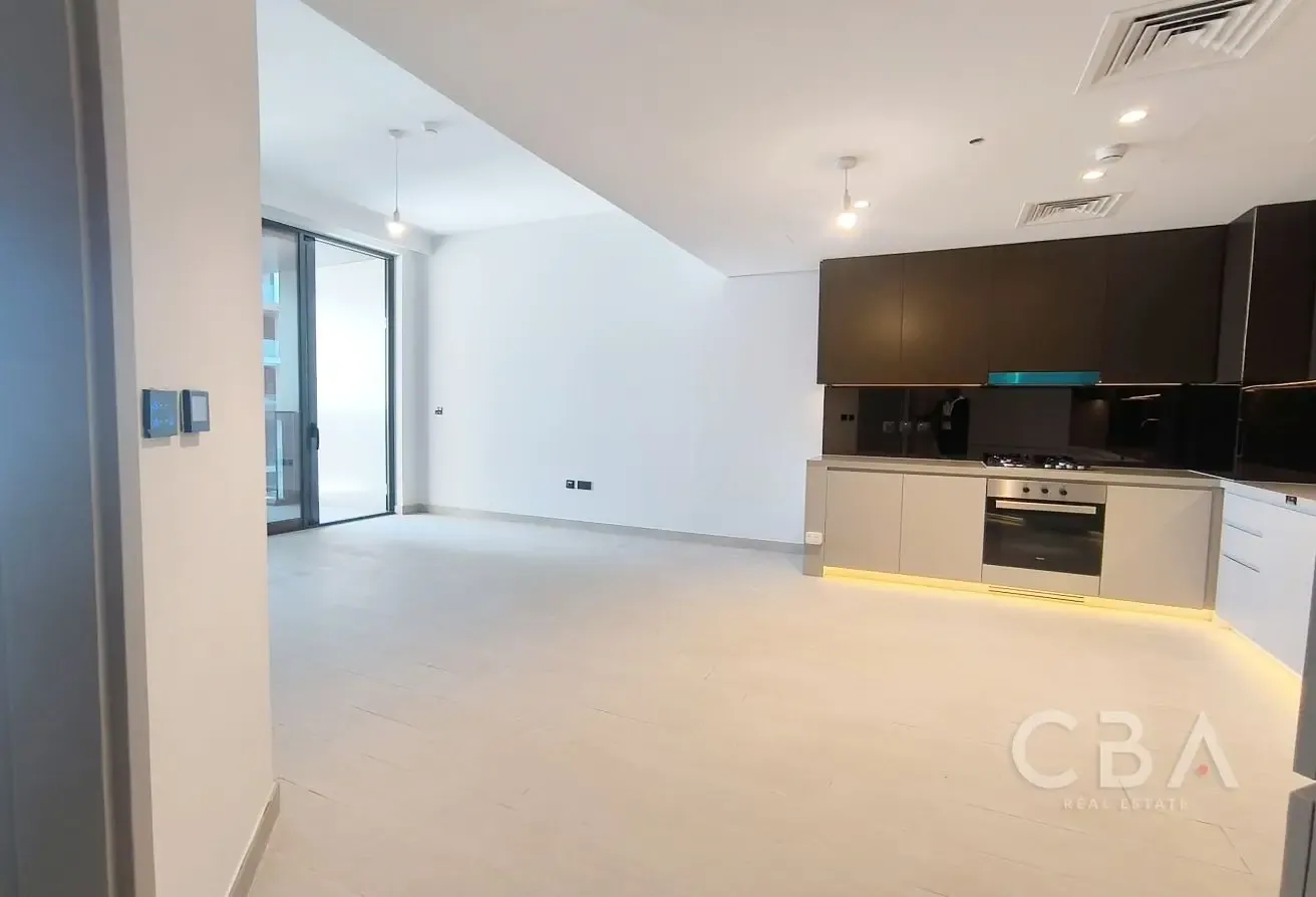 Canal and Skyline View | Prime Studio | High ROI