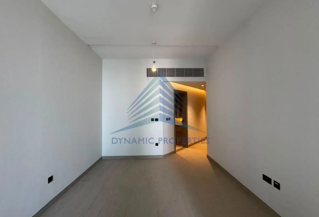 Brand New Studio | Fully Fitted Kitchen | High ROI
