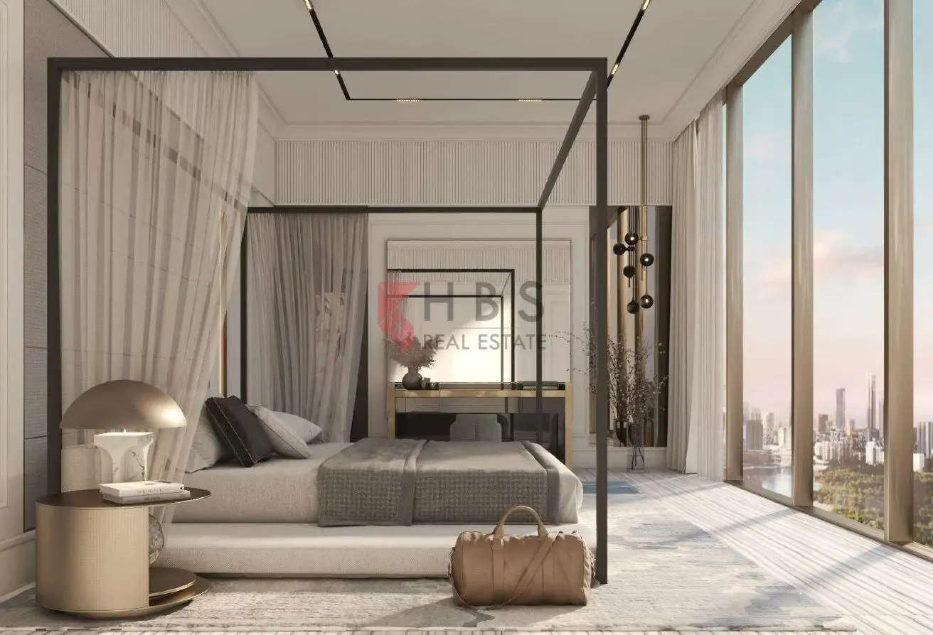 TOP-FLOOR PENTHOUSE| PRIVATE POOL| PANORAMIC VIEWS