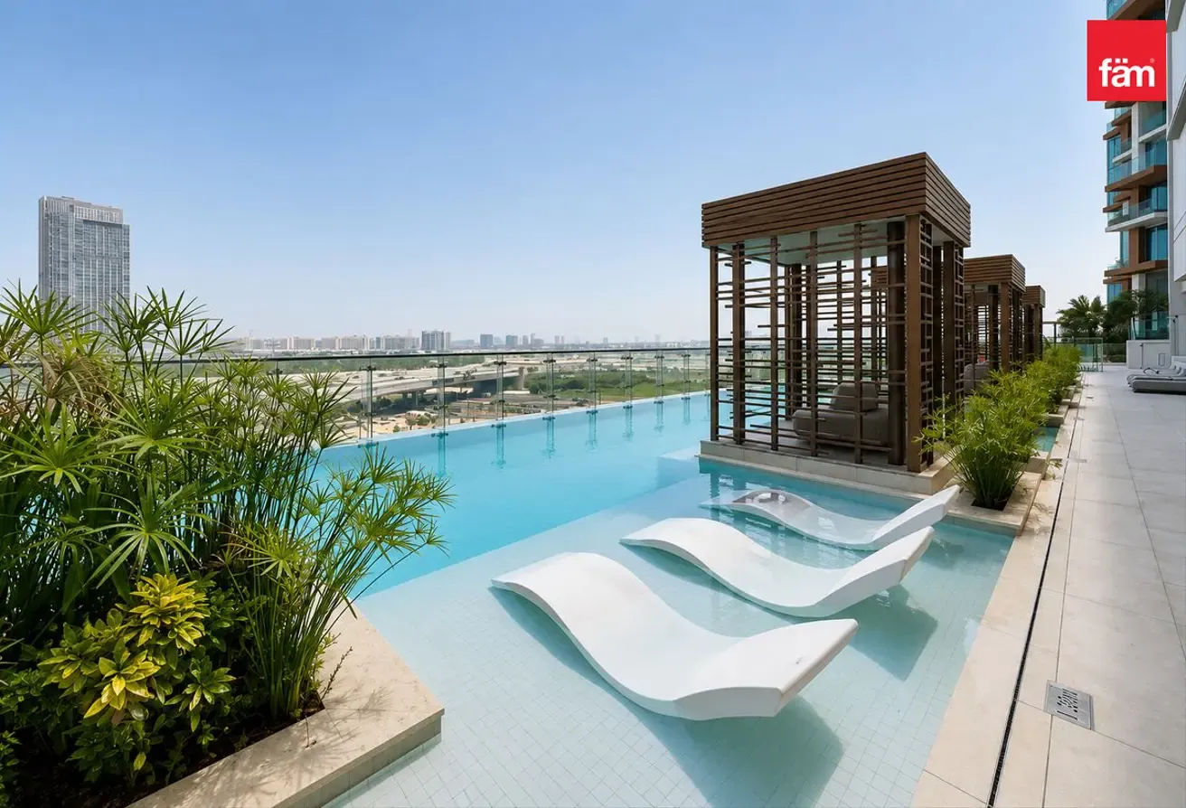 Exclusive | High Floor | Creek & City View