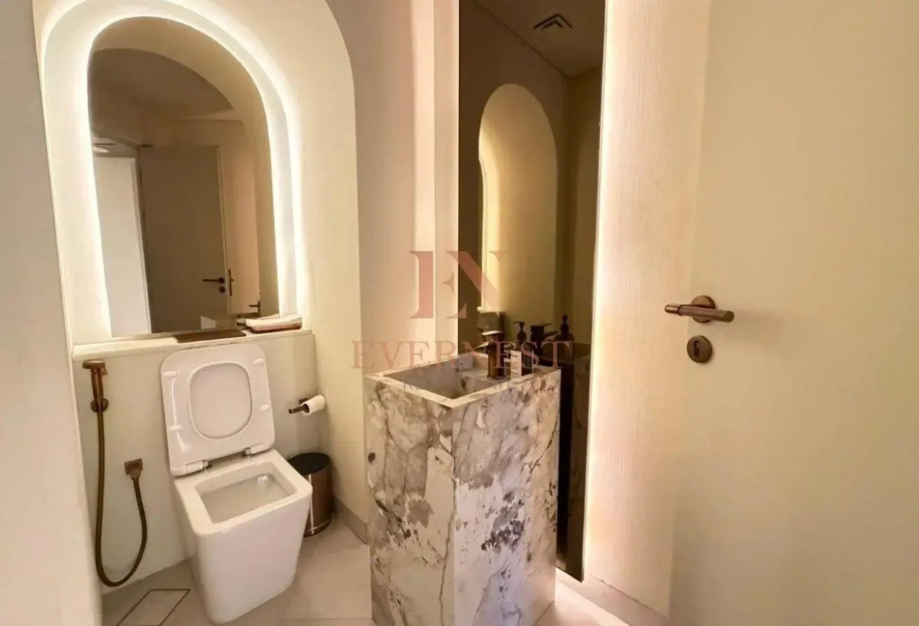 Highest Floor | Motivated Seller |Creek & MBR VIEW