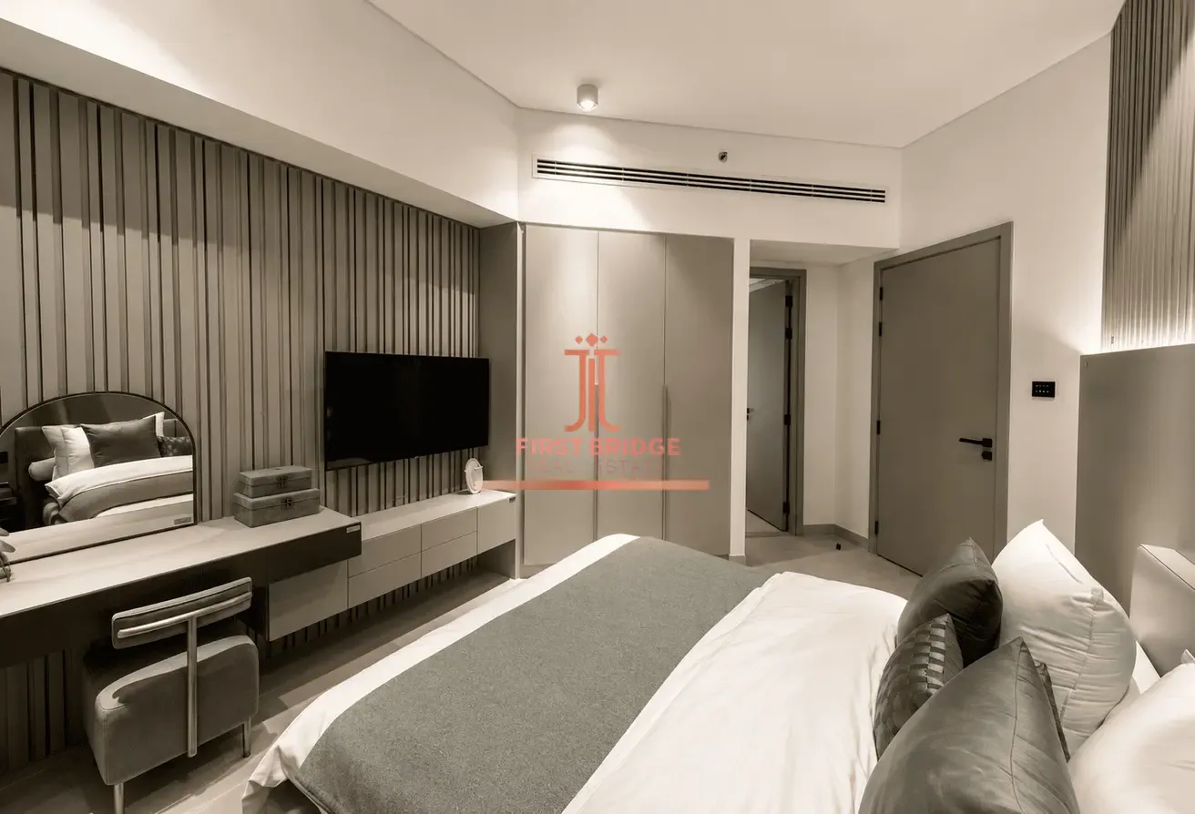 Creek and MBR City View | Low Floor | Smart Home