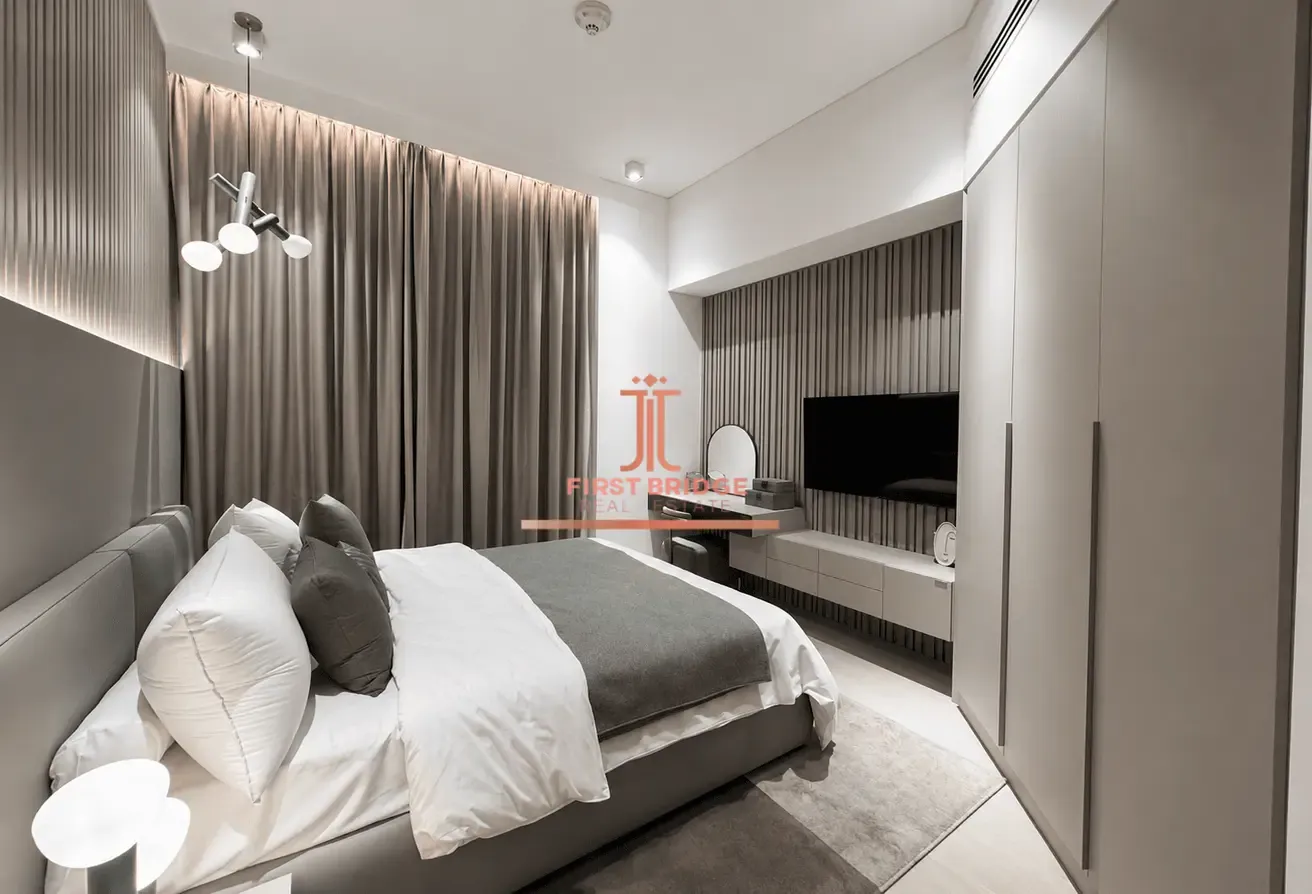 Creek and MBR City View | Low Floor | Smart Home