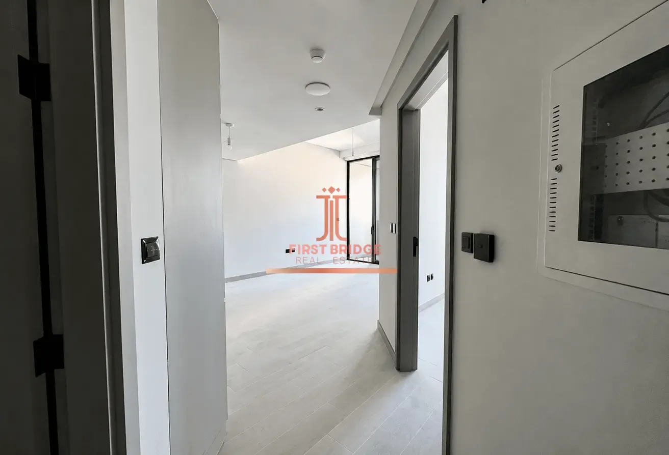 Creek and MBR City View | Low Floor | Smart Home