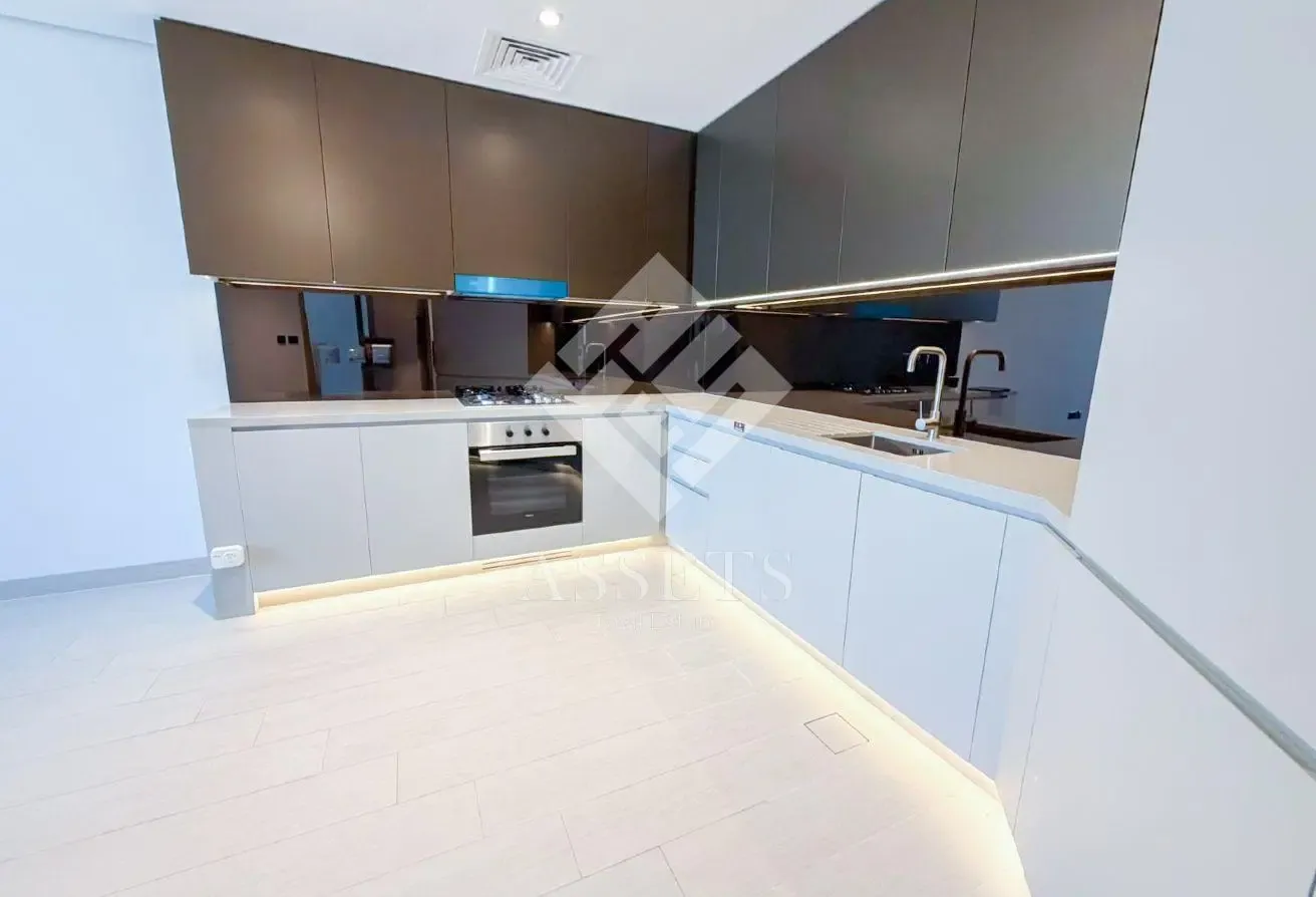 Corner Unit | Full Creek and MBR View
