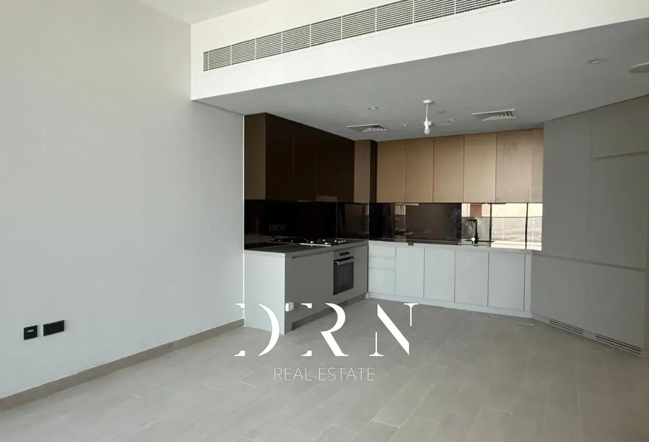 BRAND NEW | UNFURNISHED | AVAILABLE