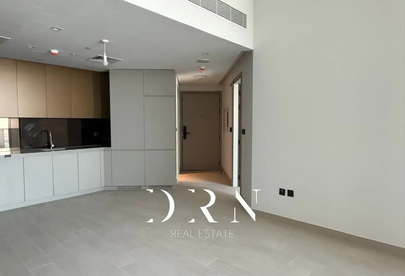 BRAND NEW | UNFURNISHED | AVAILABLE