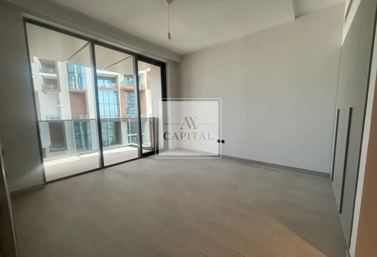 Best layout |Creek & MBR City Views| High floor