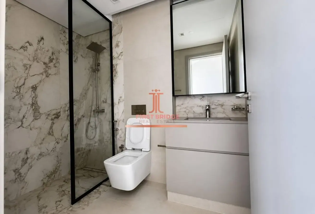 Genuine Resale | MBR and SLS view | Spacious