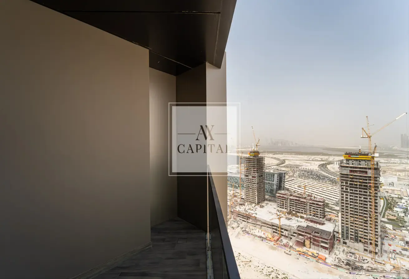High Floor Living | Corner Unit | Canal View