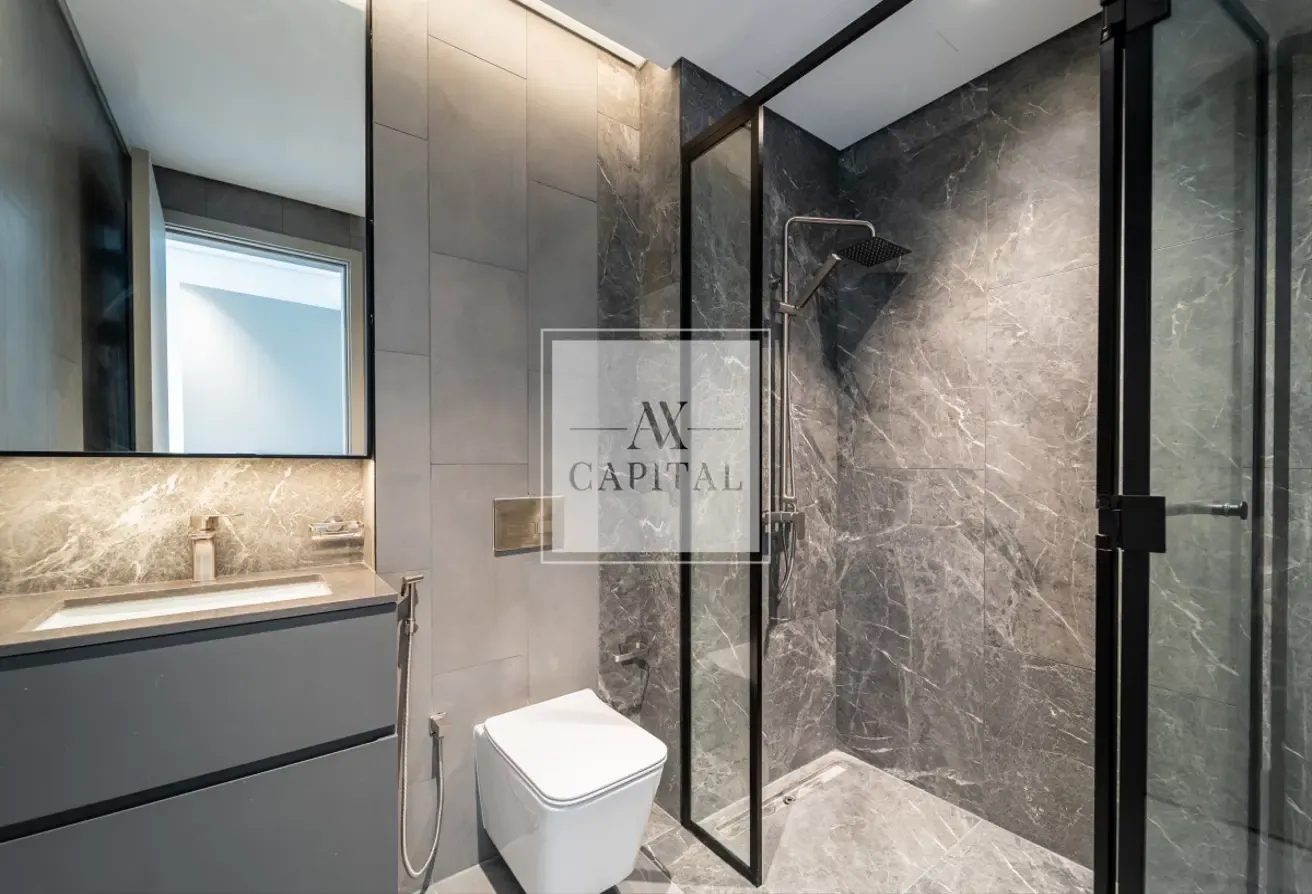High Floor Living | Corner Unit | Canal View