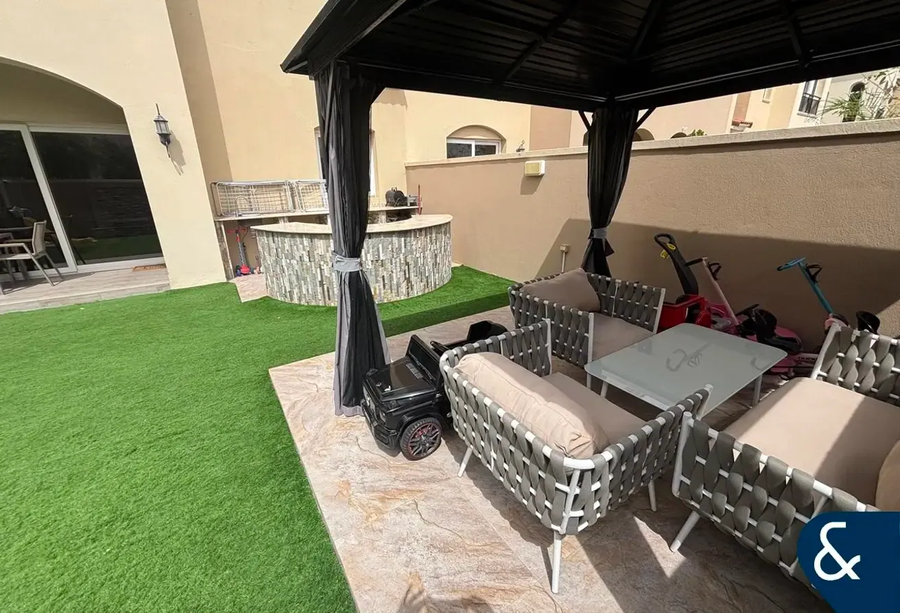 Type B | Upgraded | Garden Dining | Vacant