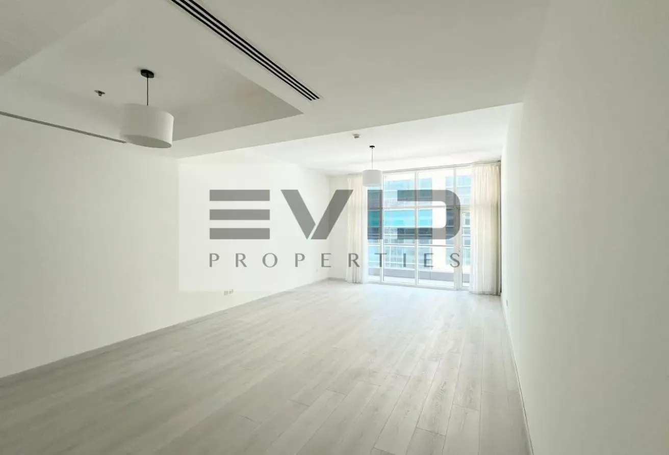 Spacious Apartment | Prime Business Bay Location