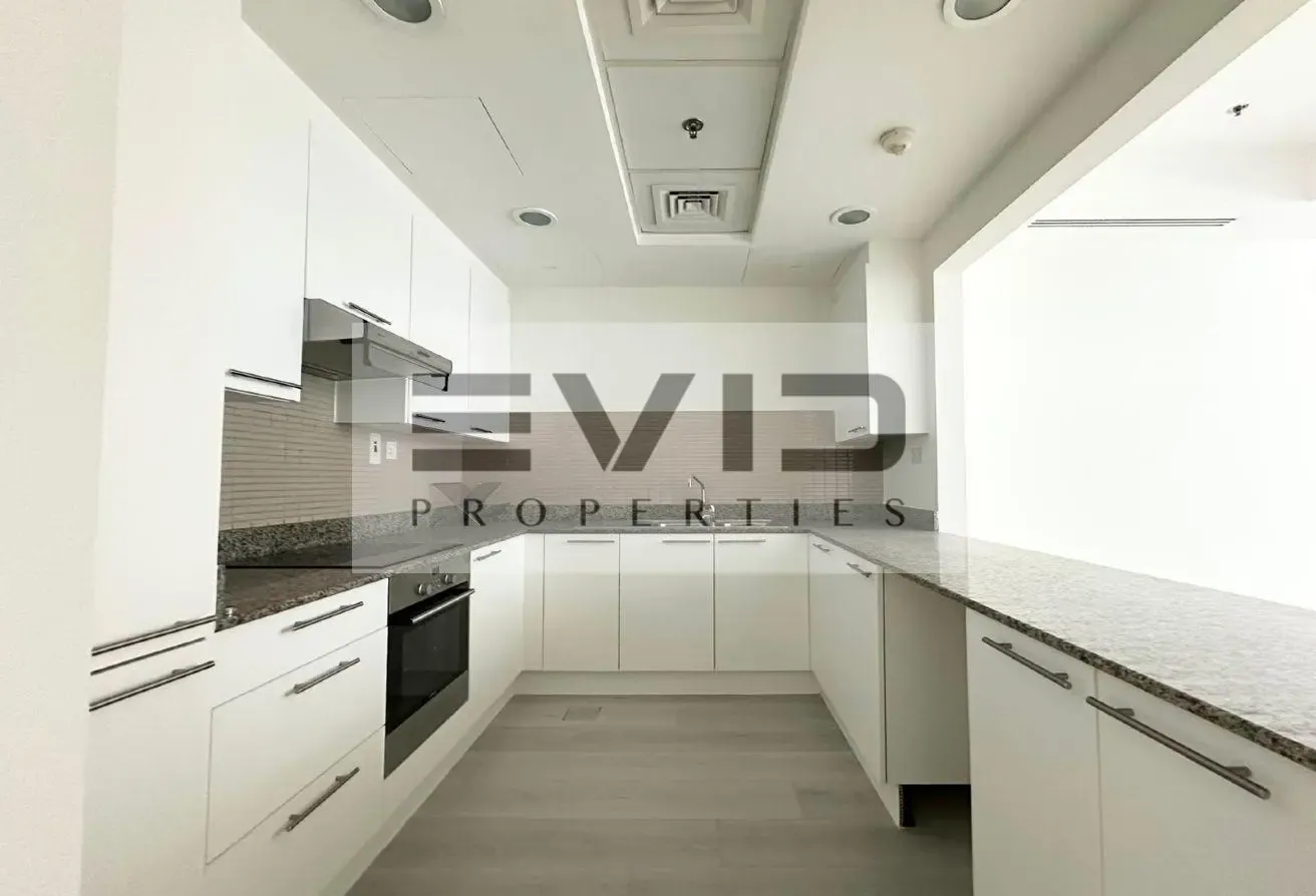 Spacious Apartment | Prime Business Bay Location