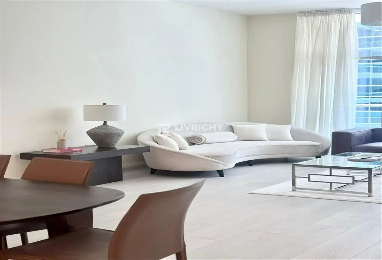 SPACIOUS 1BR | GREAT LOCATION | VACANT