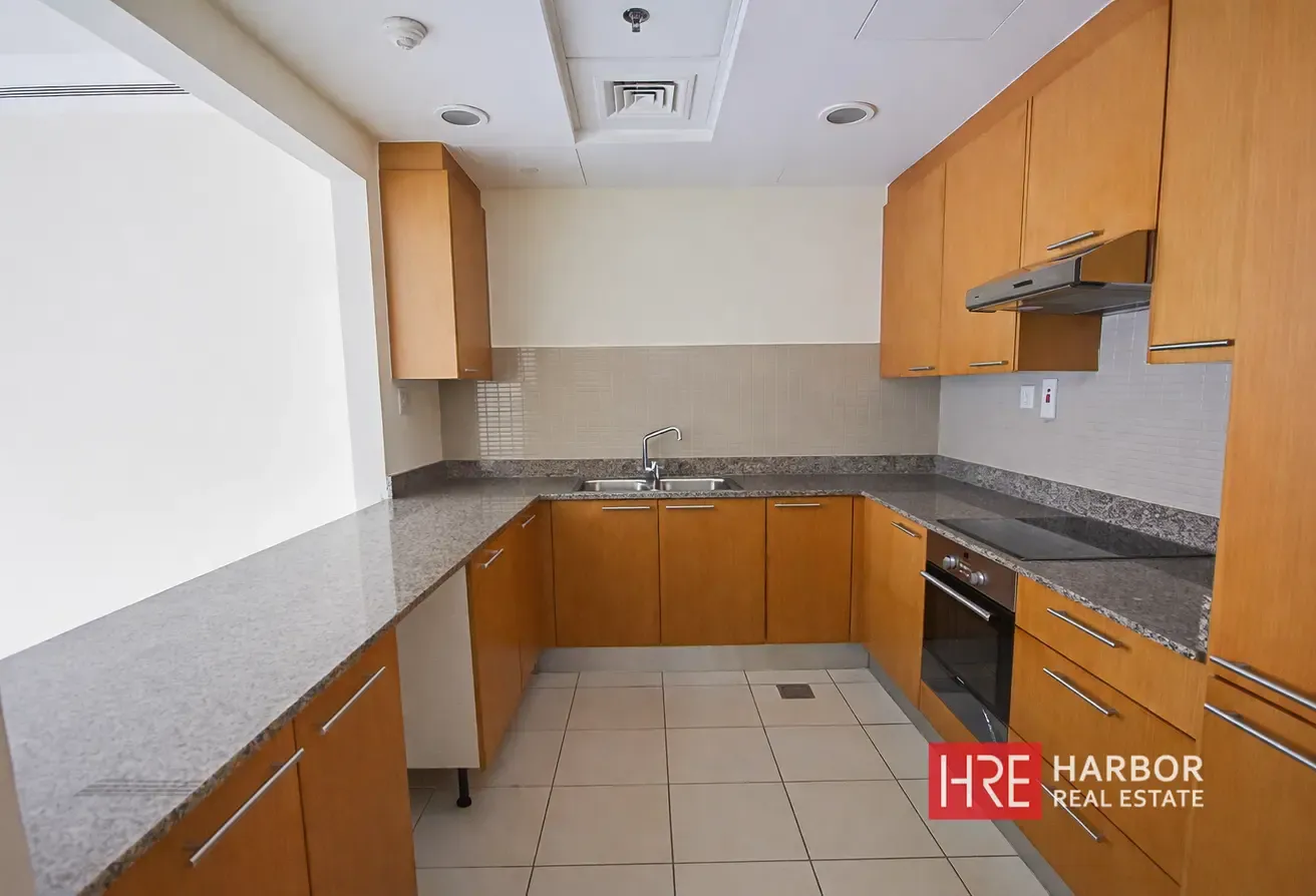 High Floor | Spaciuos Layout | Prime Location