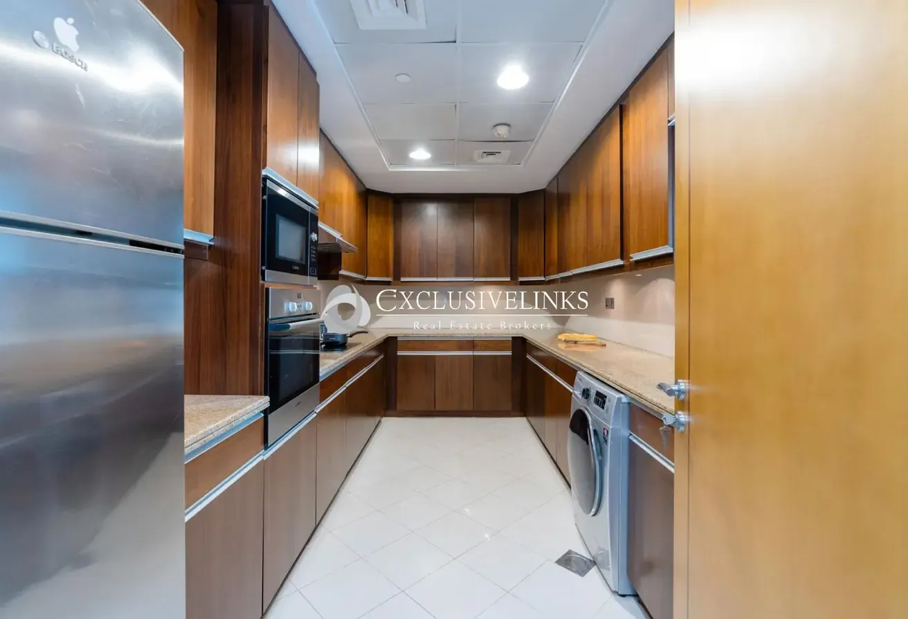 Prime Location|Furnished| Vacant ready to view