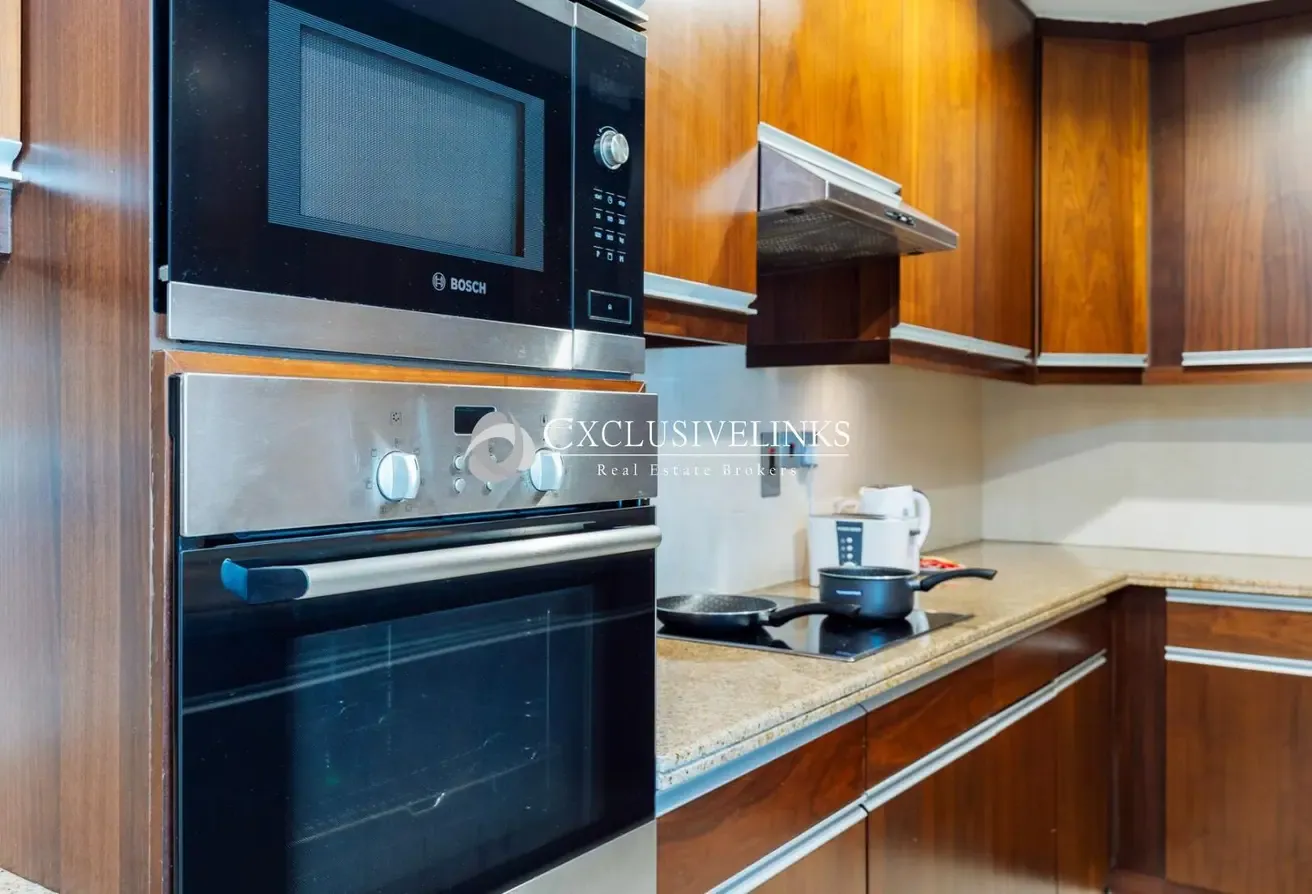 Prime Location|Furnished| Vacant ready to view