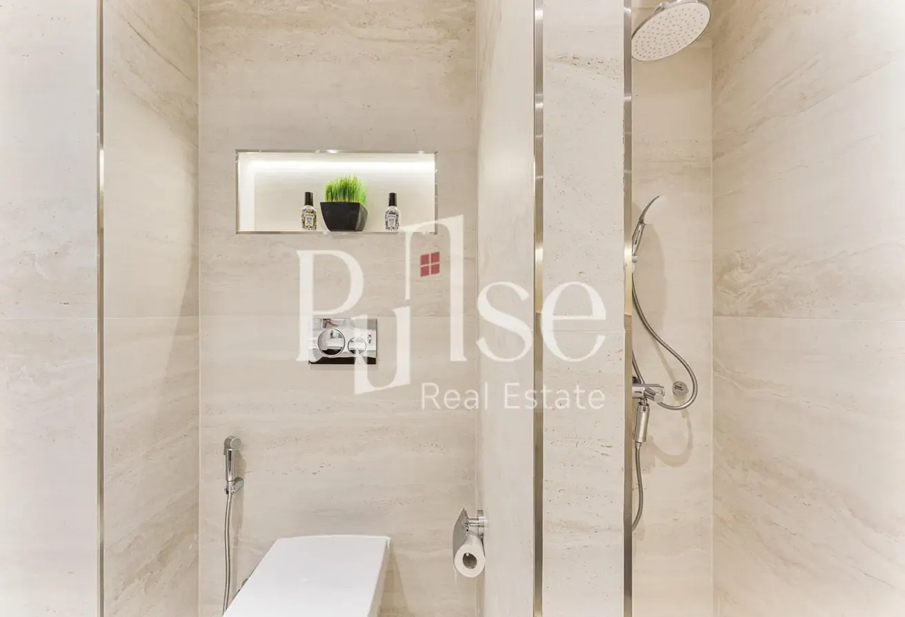 Spacious | Upgraded and Furnished | DIFC